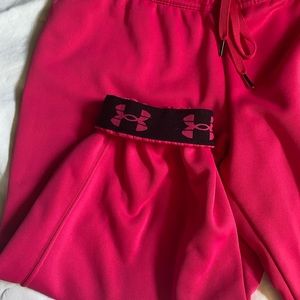 Women’s fuchsia Under Armour joggers